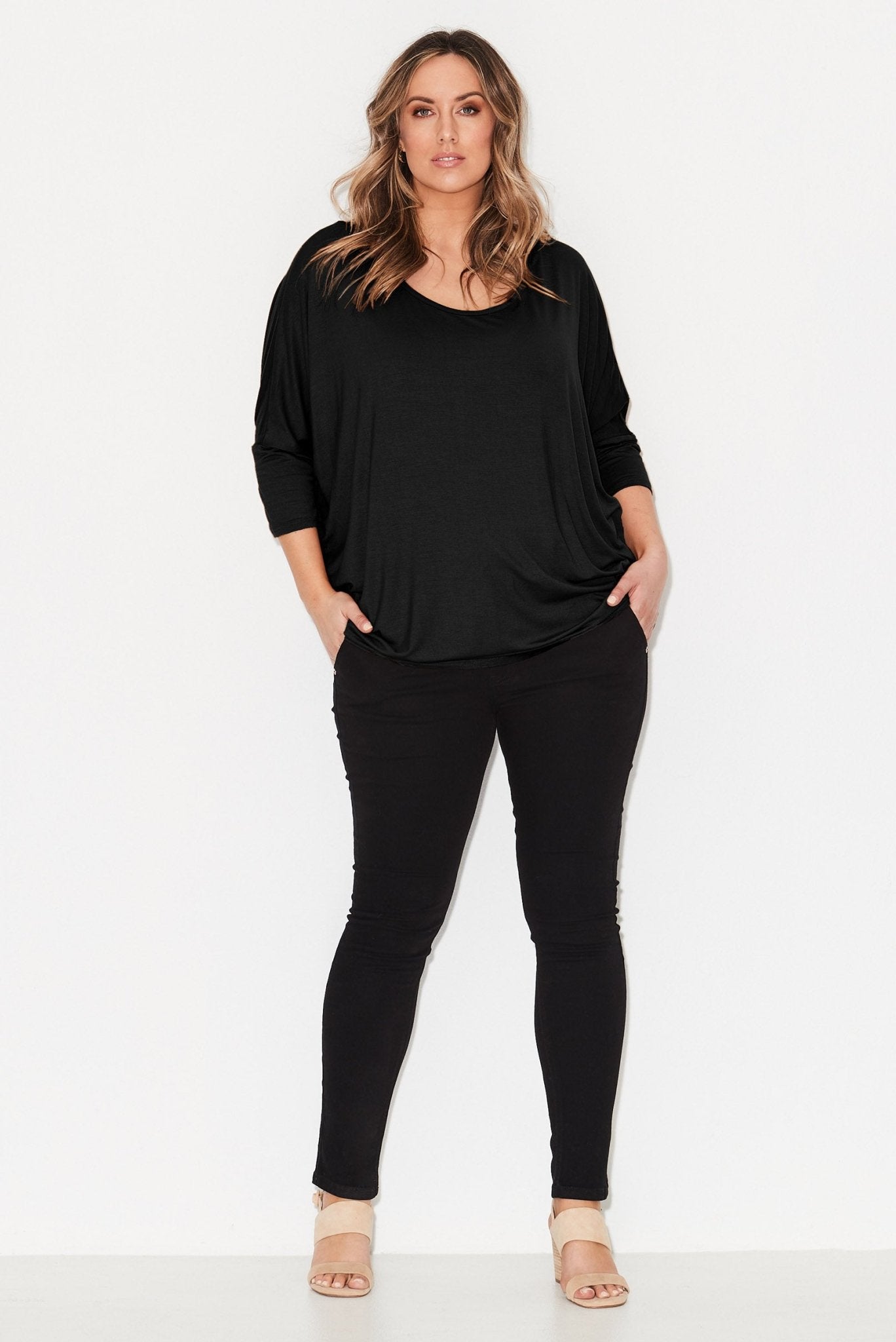 Basic Circle Tee - Black - 17 Sundays17 SundaysBasic Circle Tee - Black