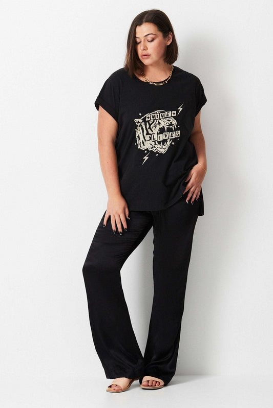 9 Lives Tee - Black - 17 Sundays17 Sundays9 Lives Tee - Black