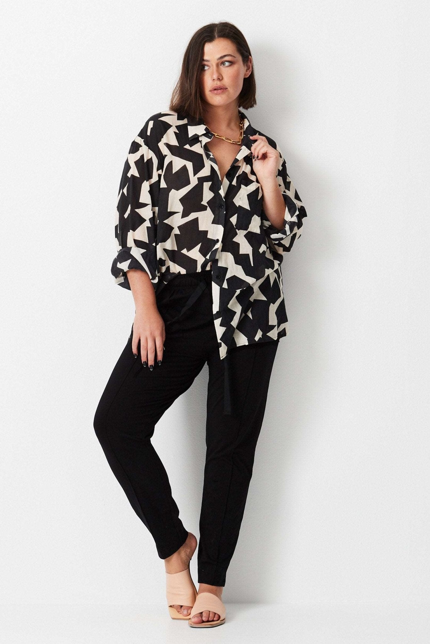 Lo - Fi Cotton Voile Shirt - Black - 17 Sundays17 SundaysLo - Fi Cotton Viole Shirt - Black