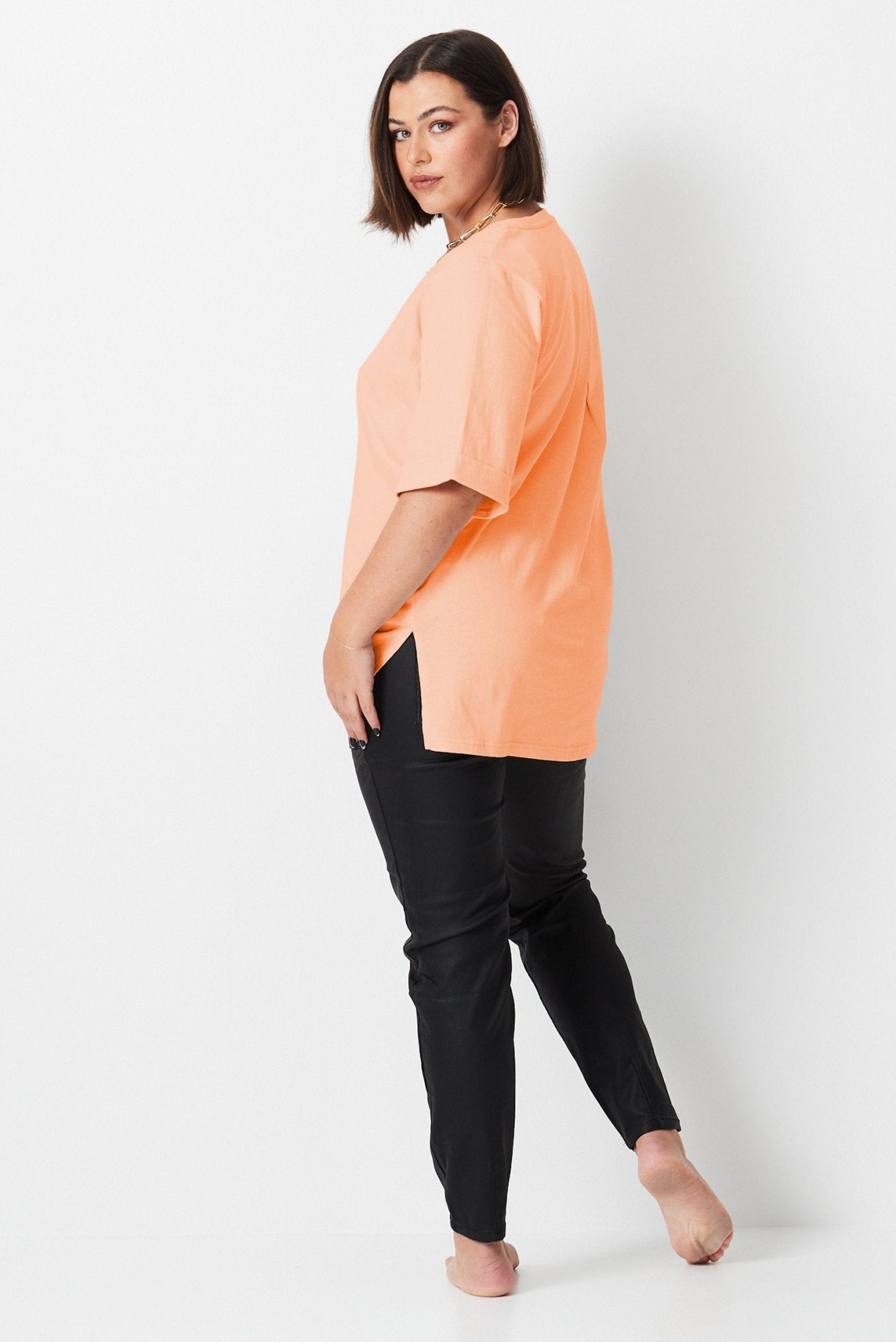 Linen U Neck Step Hem Tee - Tangerine - 17 Sundays17 SundaysLinen U Neck Step Hem Tee - Tangerine