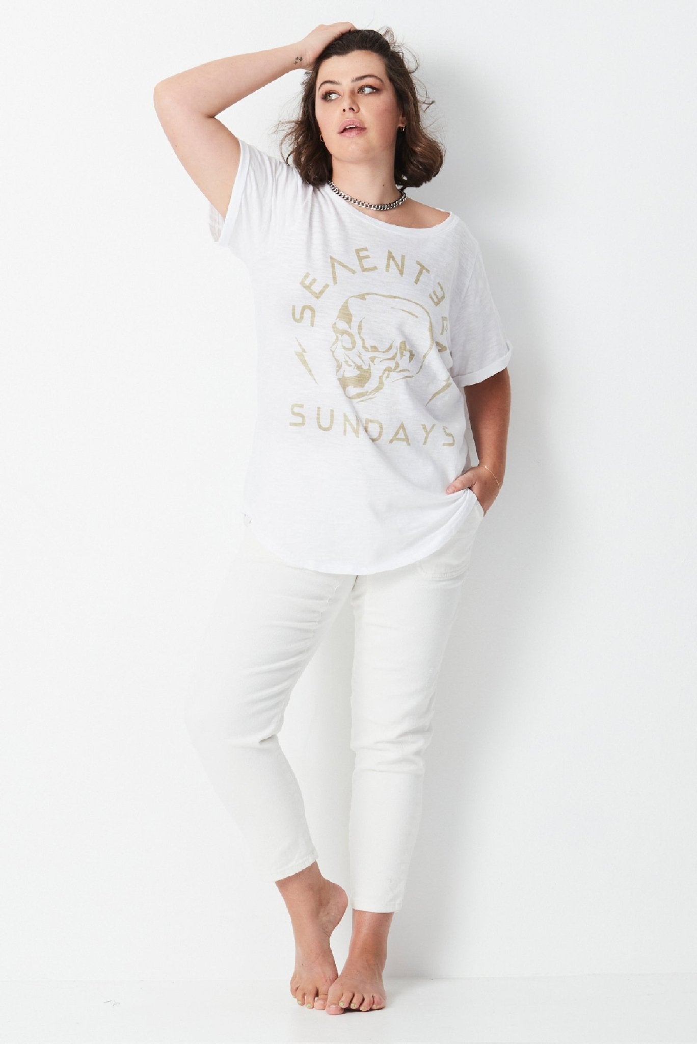Rider Tee - White/Bone - 17 Sundays17 Sundaysmodel wears plus size cotton white tee with bone print