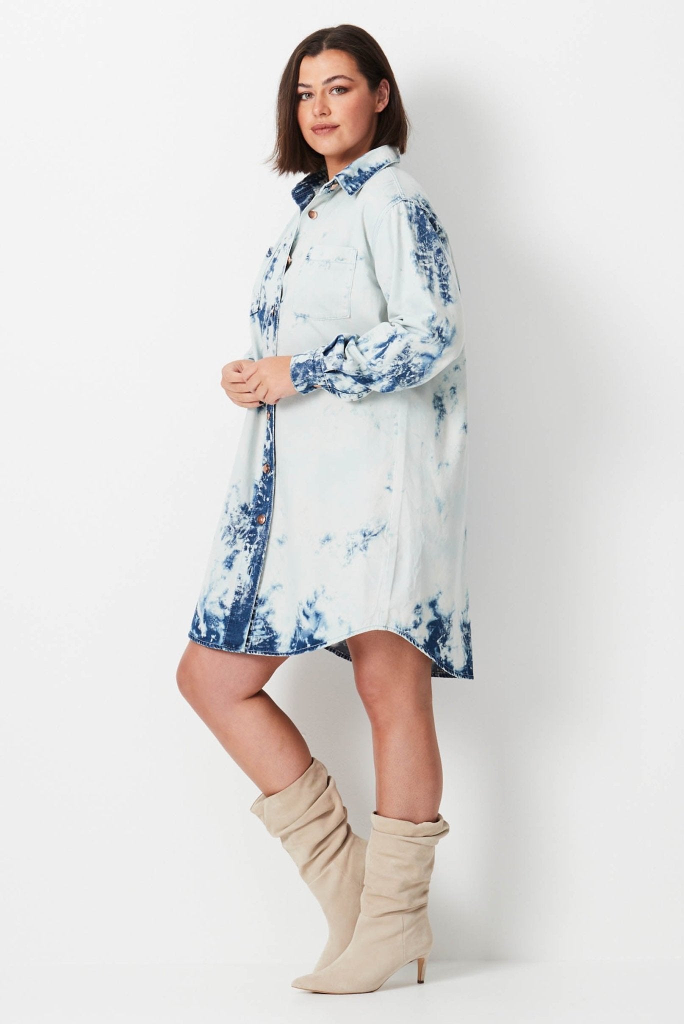 Shibori Denim Shirt Dress - White - 17 Sundays17 SundaysModel wears white and blue shibori tie dye plus size denim shirt dress